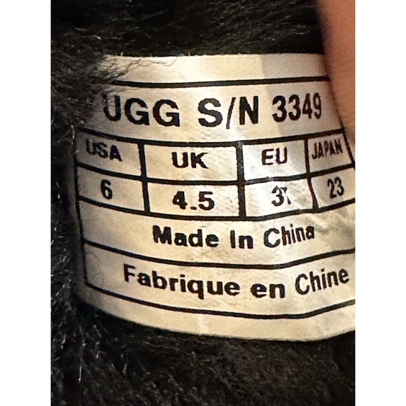 UGG BAILEY BUTTON BLING BLACK SWAROVSKI CRYSTAL BOOTS US 6/ EU 37/ UK 4.5 - Picture 7 of 7